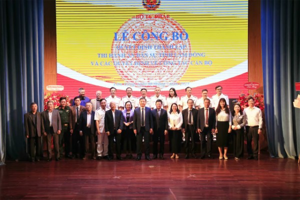 Công bố quyết định thành lập, kiện toàn bộ máy Thi hành án dân sự Lâm Đồng